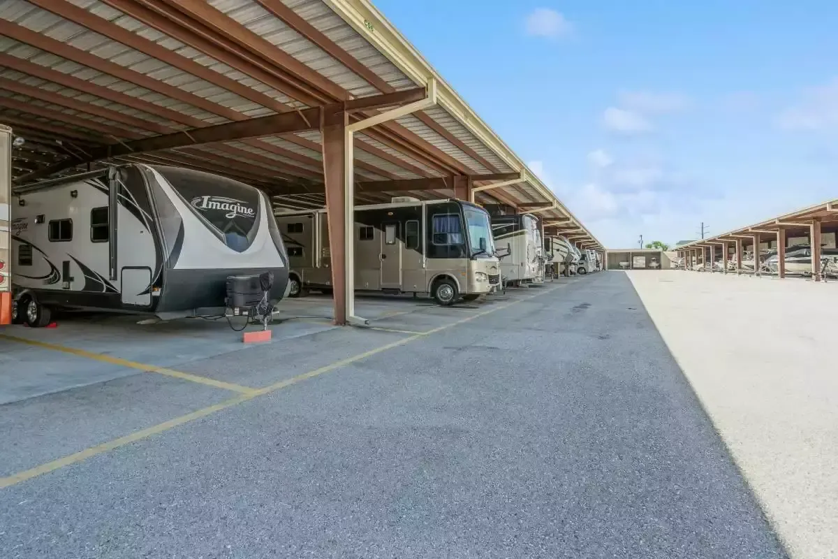 Honey Bee RV covered RV parking