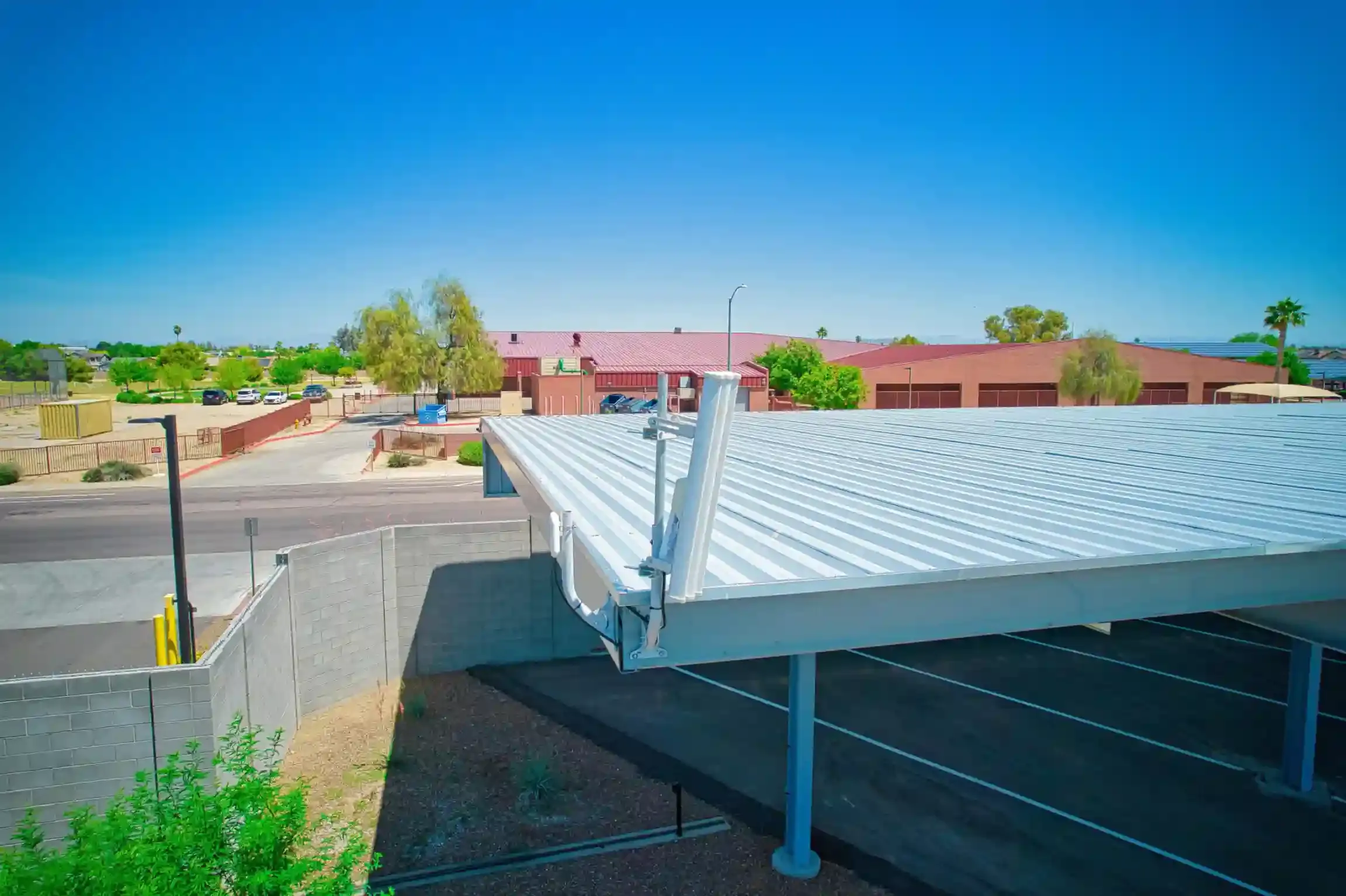 Honey Bee RV in Peoria parking with awning