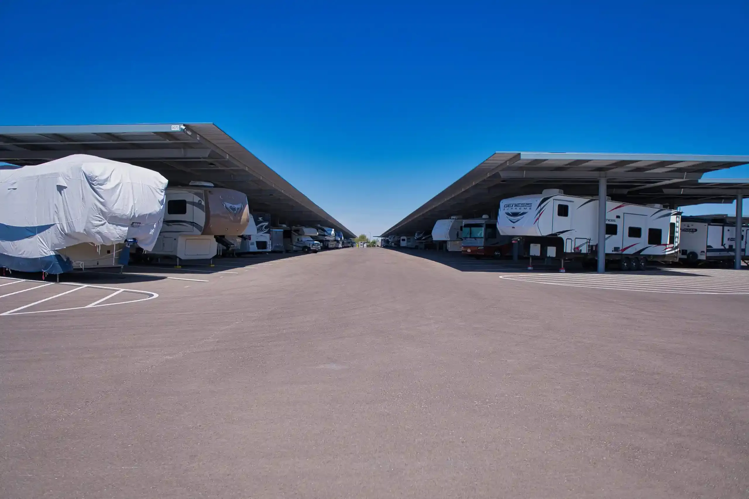Honey Bee RV in Peoria parking with awning