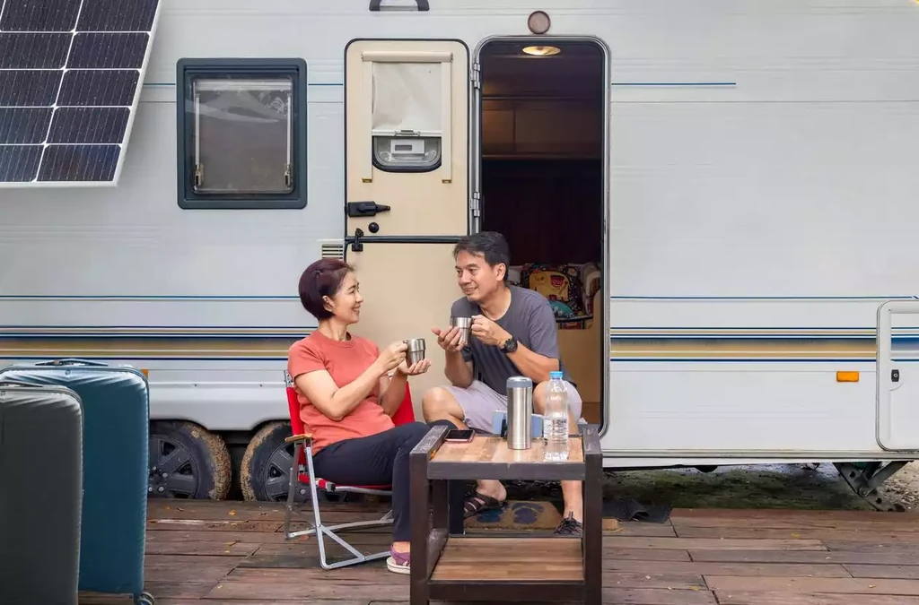 Featured image for 5 Things You Should Consider Before Buying an RV