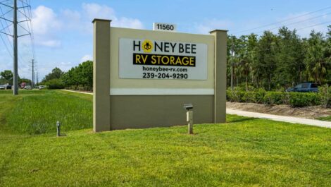 Honey Bee RV sign.