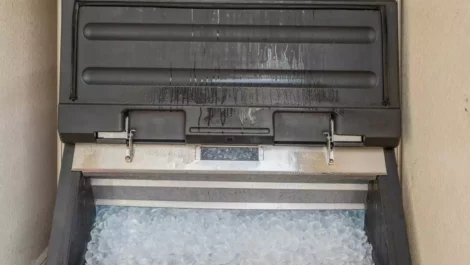 Ice making machine.