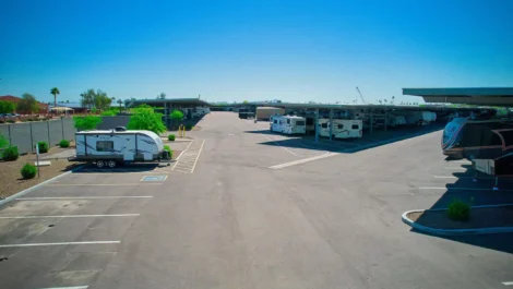 Honey Bee RV in Peoria RV and Boat parking